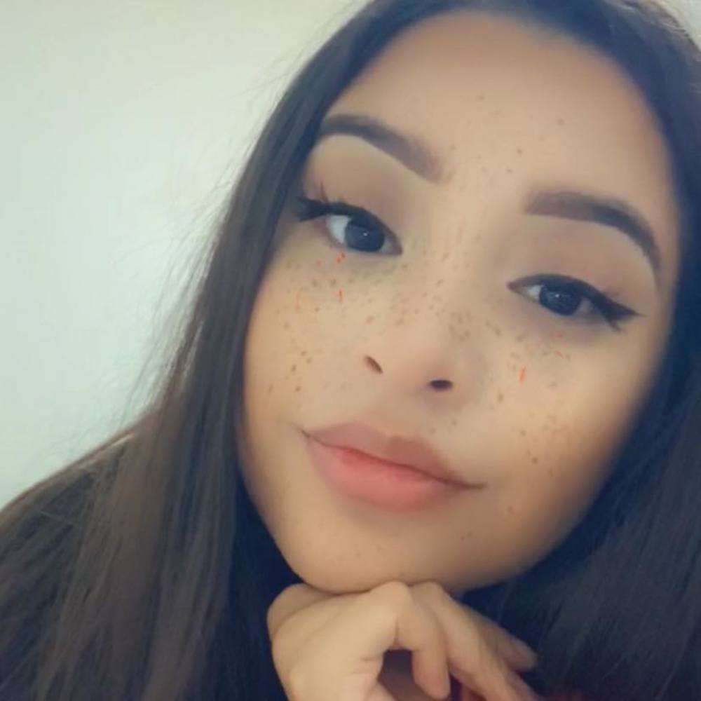 Meet your Posher, Marissa